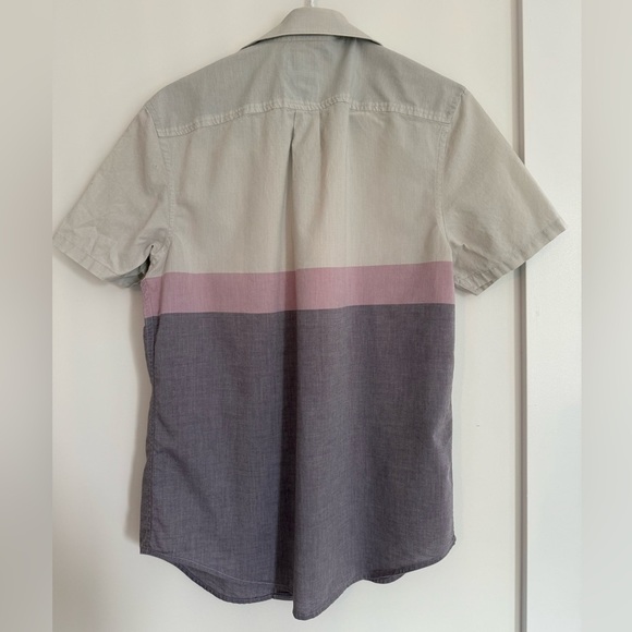 Men's Penguin Color Block Shirt - Picture 2 of 2